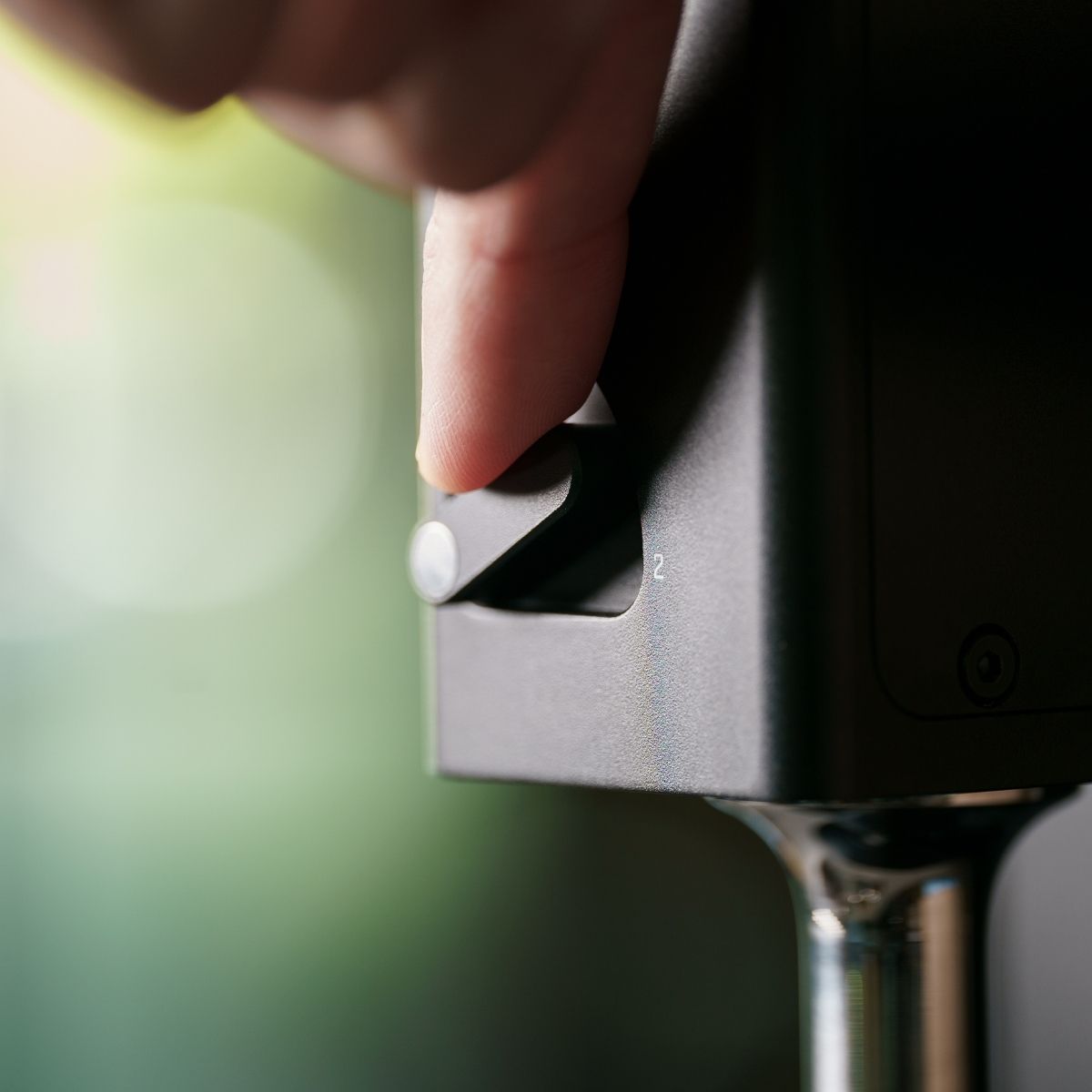 Weber workshop HG-14 grinder close up.