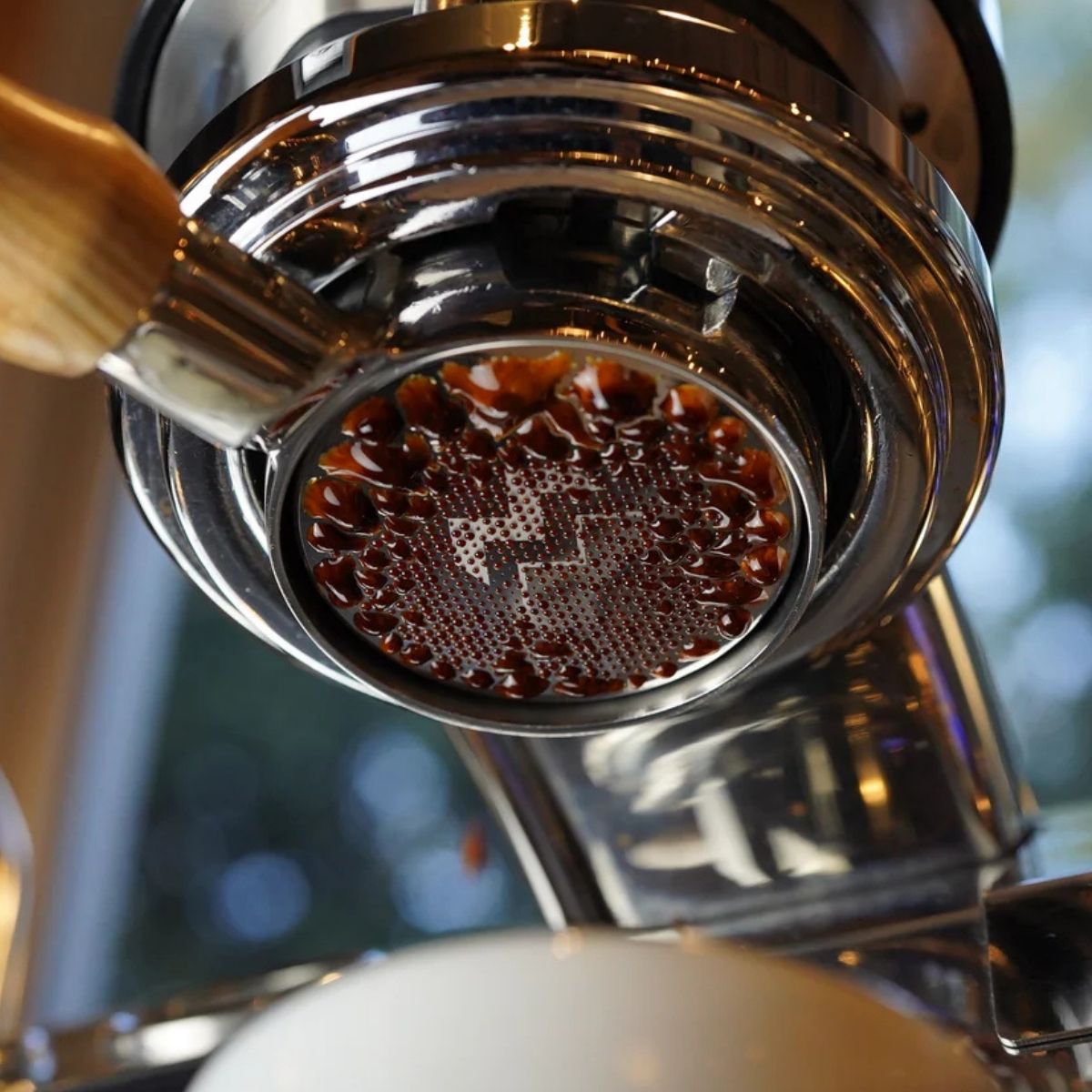 Unibasket Weber Workshops precision espresso basket showing even coffee extraction and improved puck integrity.